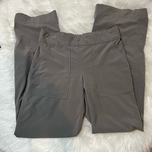 Athleta Chelsea Cargo Size 2.